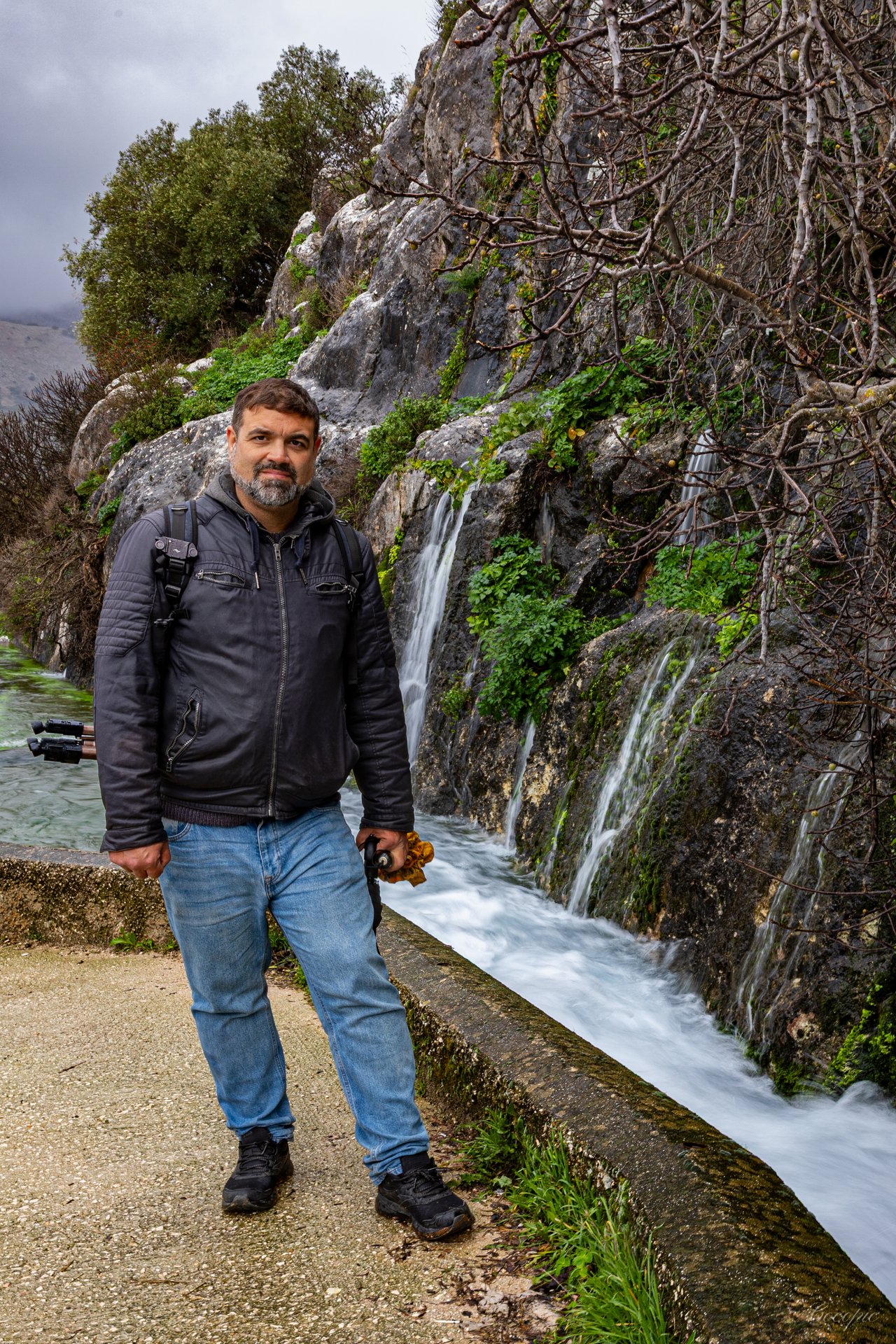 Composición de agua y piedra en la Fuente de los 100 Caños, sur de España